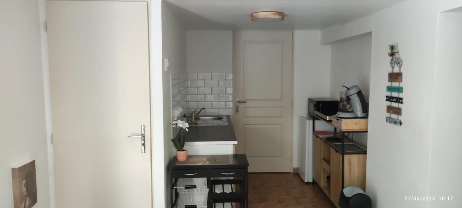 A L Ombre Du Figuier Apartment Cagnac-les-Mines ภายนอก รูปภาพ